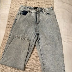 White fox jeans